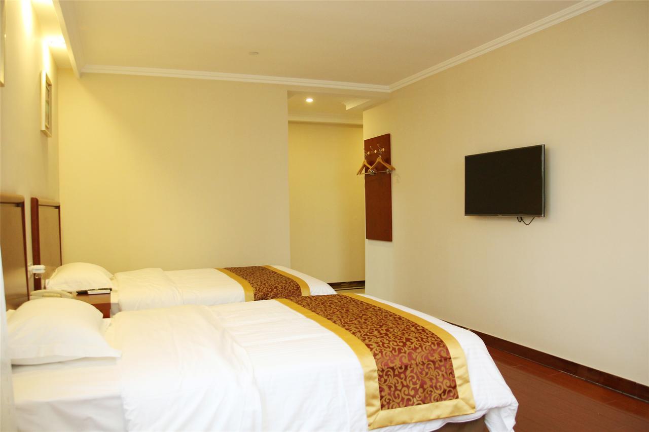 Greentree Inn Anhui Huaibei Renmin Road Business Hotel Экстерьер фото