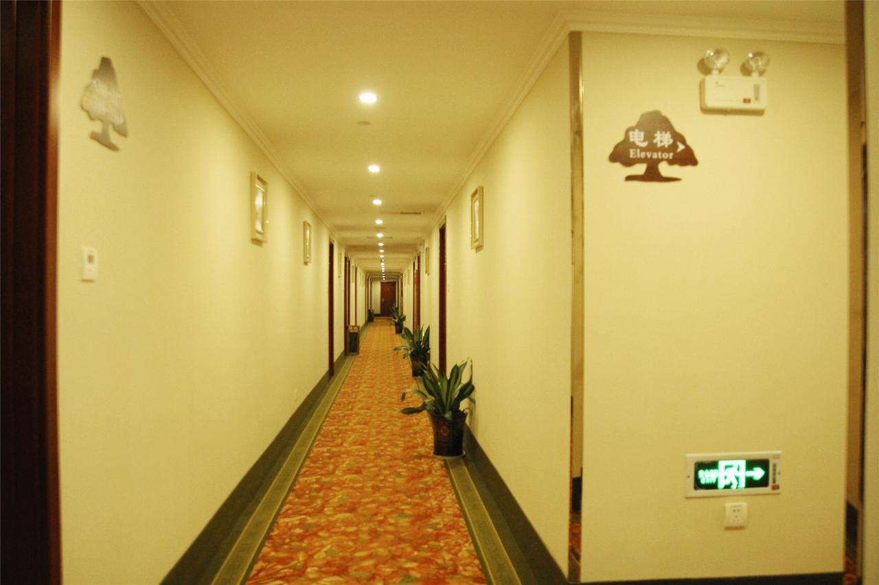 Greentree Inn Anhui Huaibei Renmin Road Business Hotel Экстерьер фото