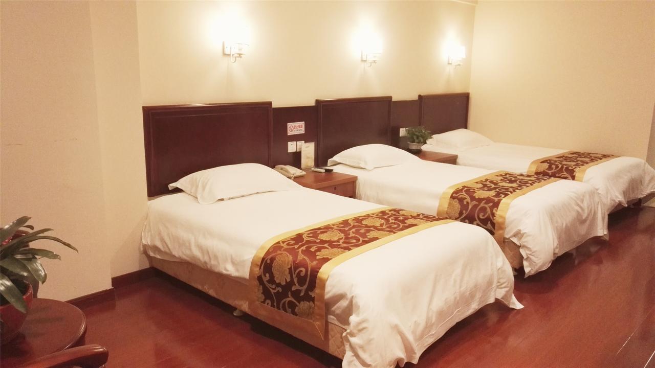 Greentree Inn Anhui Huaibei Renmin Road Business Hotel Экстерьер фото